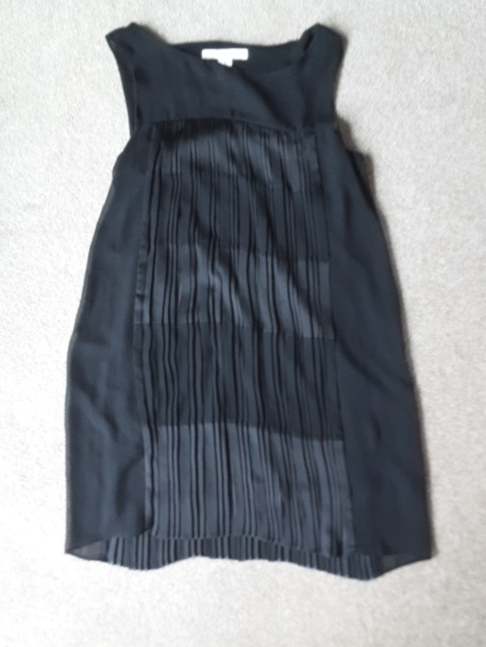 Max & Cleo Black Sleeveless Pleated-Front Shift Dress